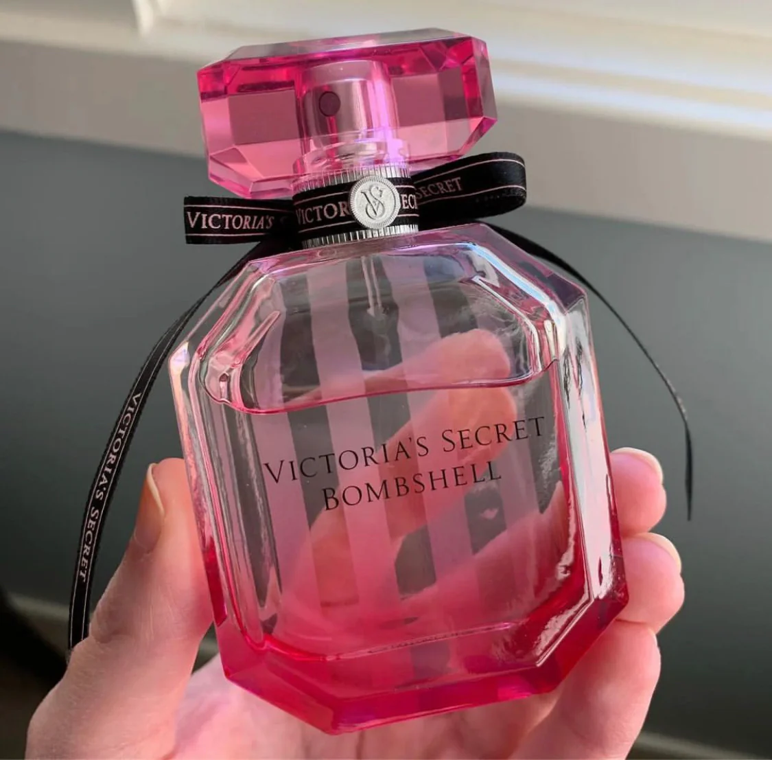 Victoria's Secret Bombshell EDP 100mL photo review