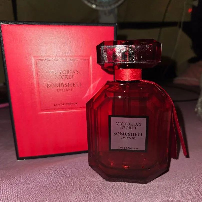 Victoria's Secret Bombshell Intense EDP 100mL photo review