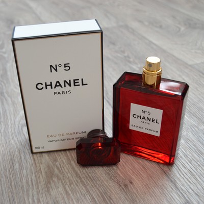 N.5 Chanel Paris Red EDP 100mL photo review
