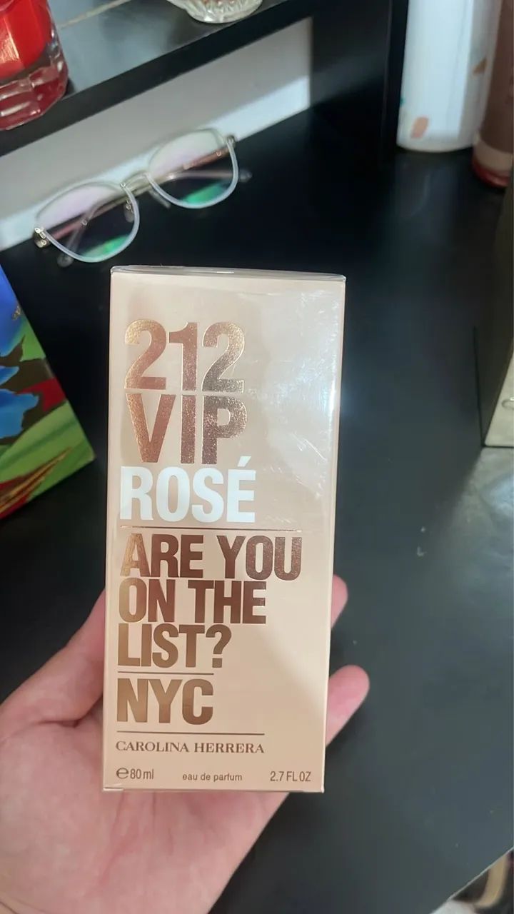 212 VIP Rose Are You On The List? EDP 80mL photo review